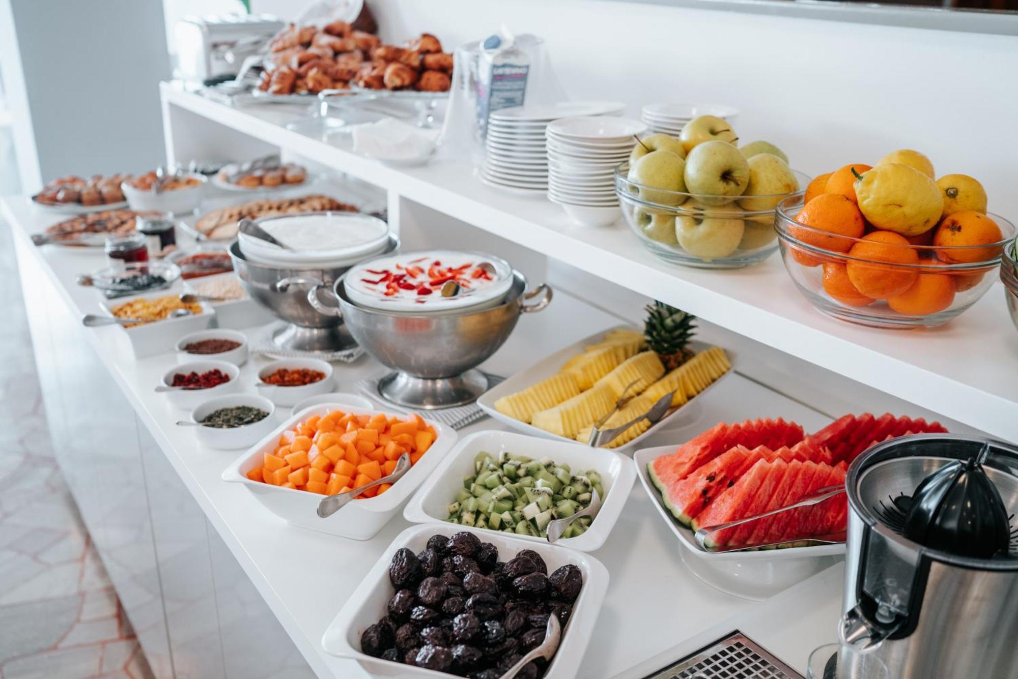 Hotel Luna Centrale Lignano Sabbiadoro Ngoại thất bức ảnh